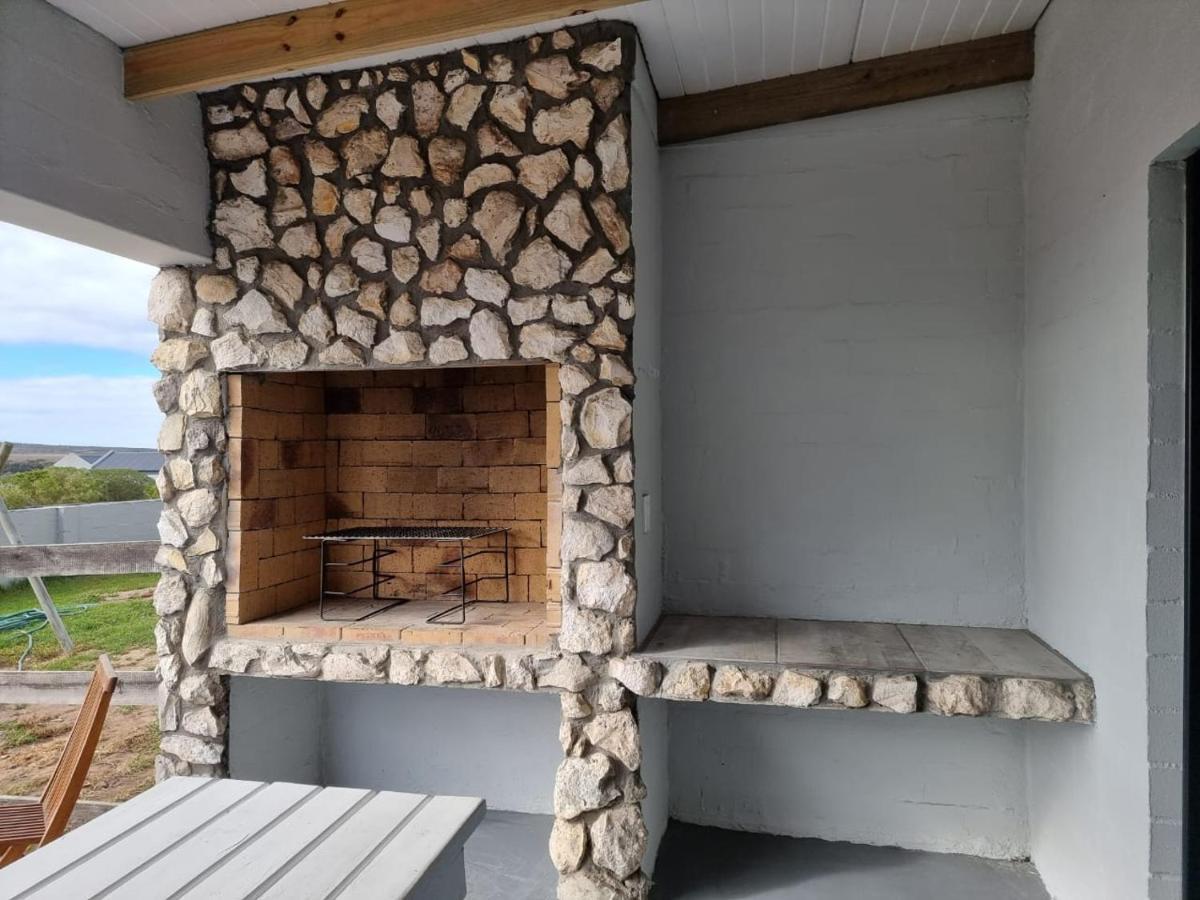 Rustic Hill Apartment Langebaan Exterior photo