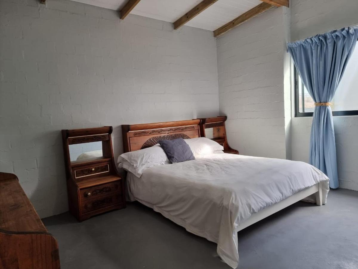 Rustic Hill Apartment Langebaan Exterior photo