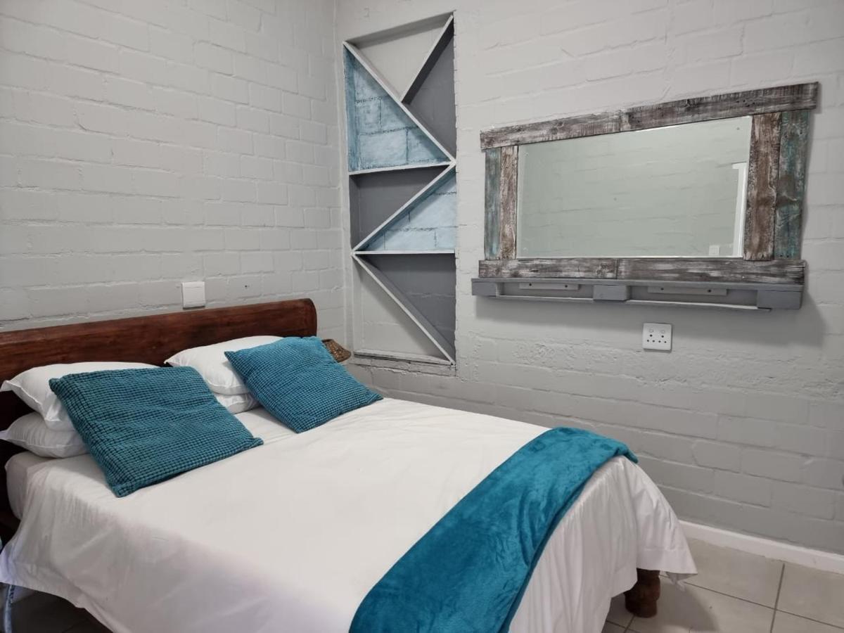 Rustic Hill Apartment Langebaan Exterior photo